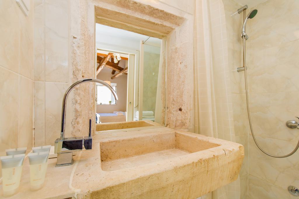 Porta Apartment And Rooms By Irundo ดูบรอฟนิก ภายนอก รูปภาพ
